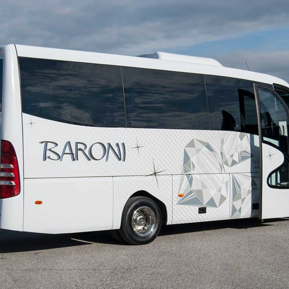 Rent Minibus Assisi Perugia with driver Baroni Autonoleggi